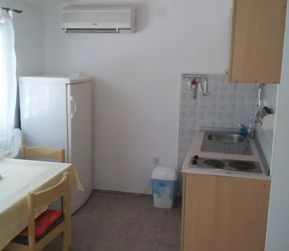 Viktor Апартаменты *